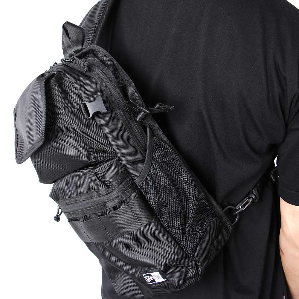box logo black sling body bag with print
