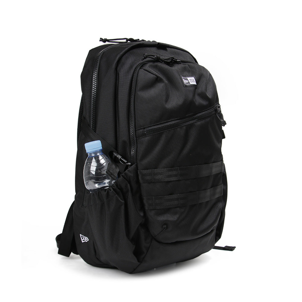 square logo black 33l urban backpack side