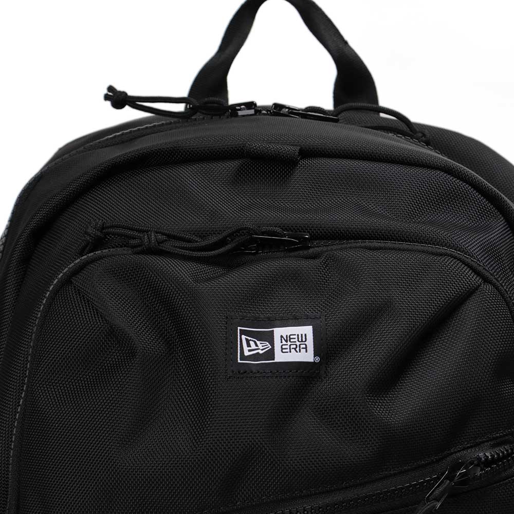 square logo black 33l urban backpack