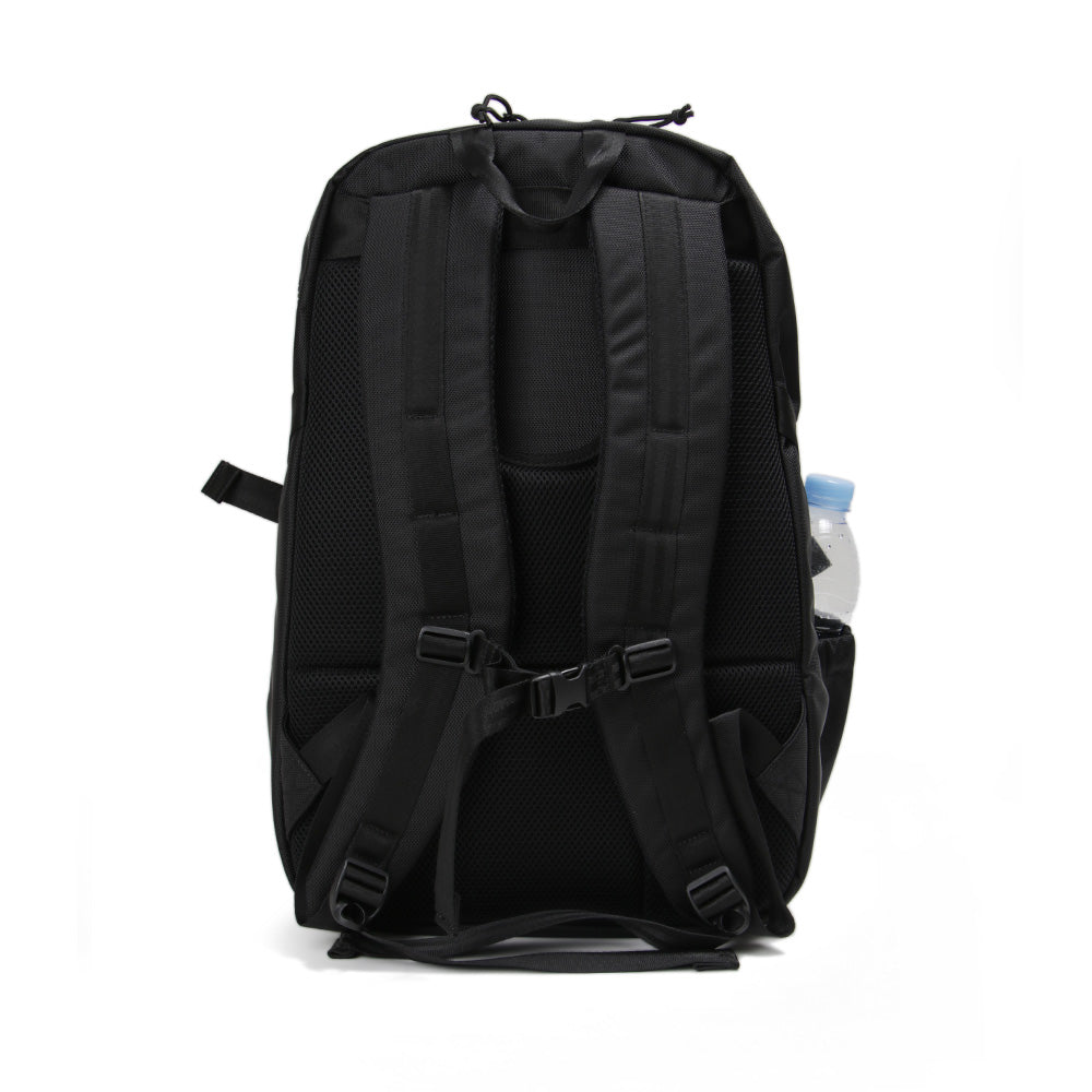 square logo black 33l urban backpack