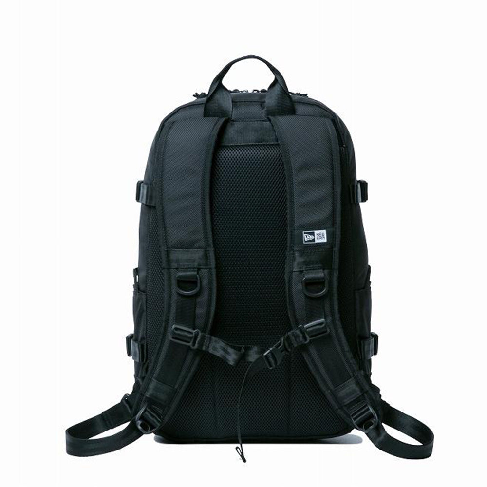 28l black backpack back