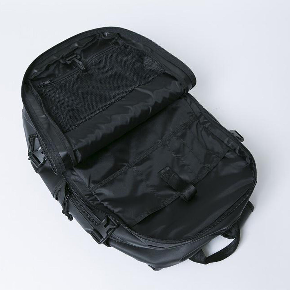 28l black backpack with print