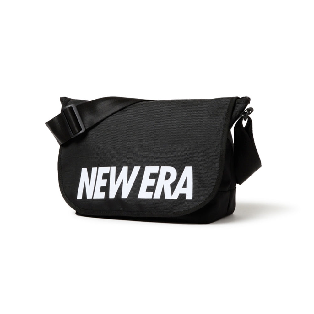 wordmark logo black 9l shoulder bag back