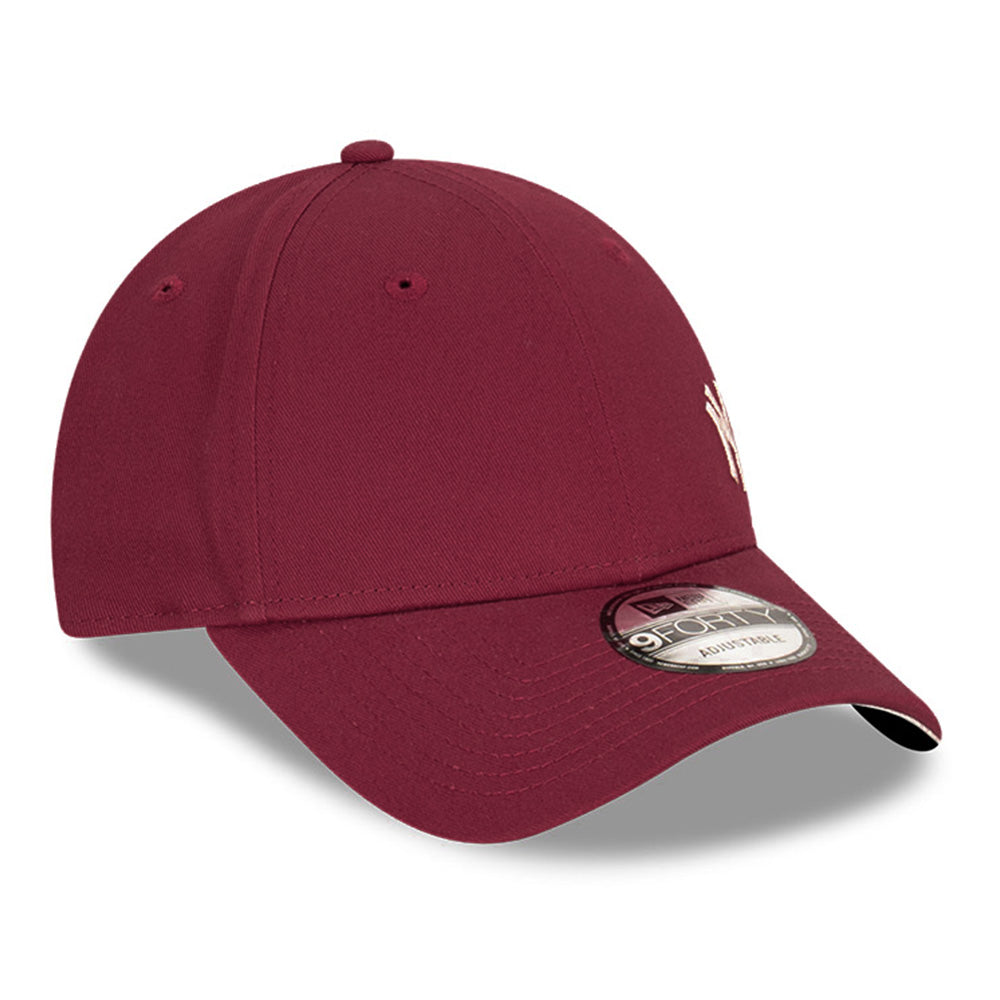 new york yankees flawless seasonal cardinal red 9forty snapback cap logo and print