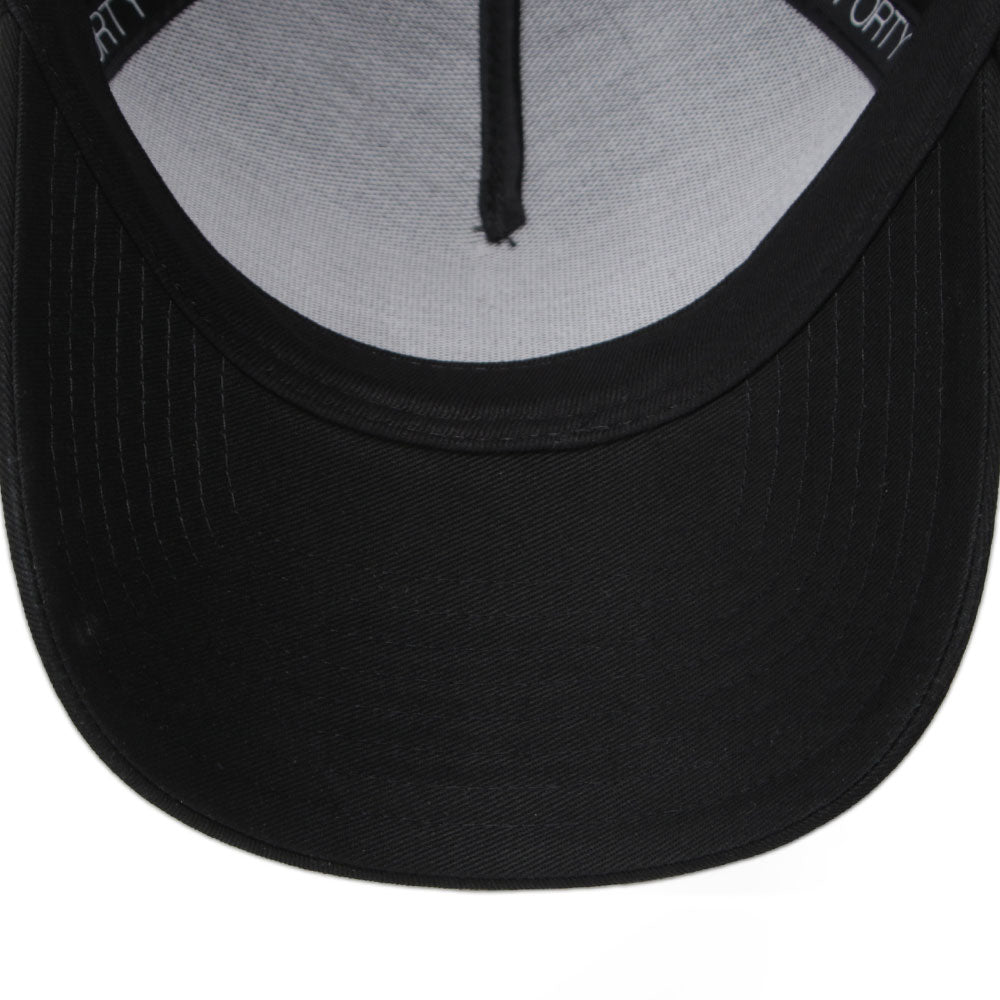 plain black 9forty a frame snapback cap detail and color