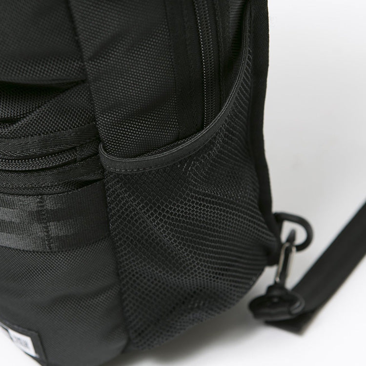 black 12l tpu mono strap sling bag