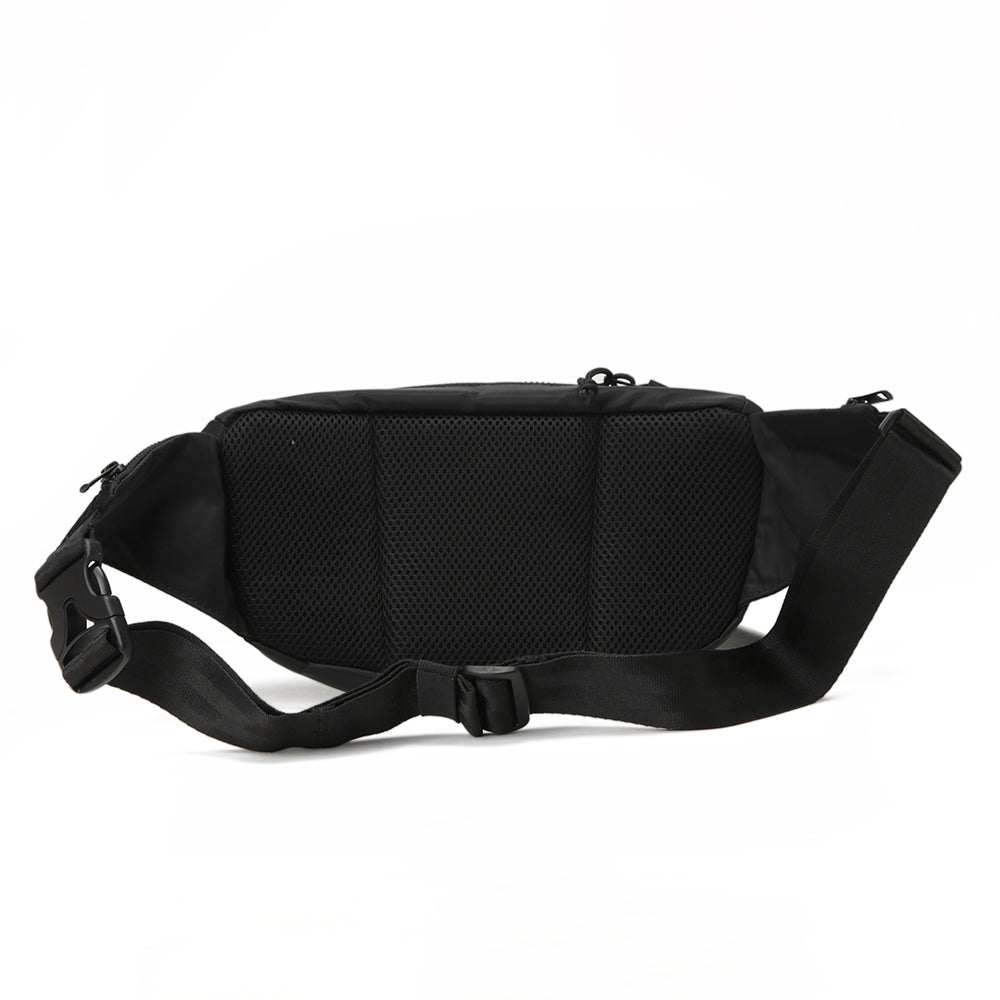 black logo 3l black explorer waist bag