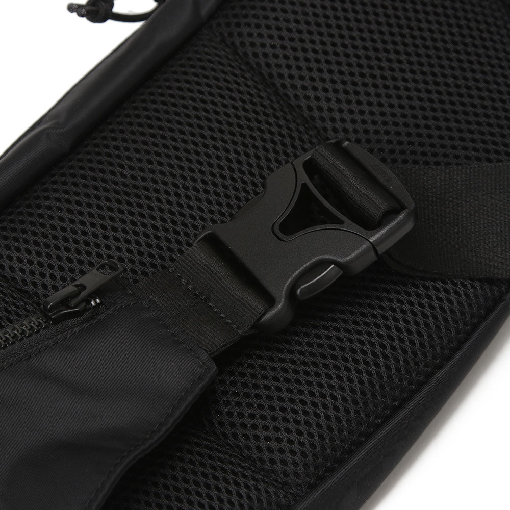 black logo 3l black explorer waist bag