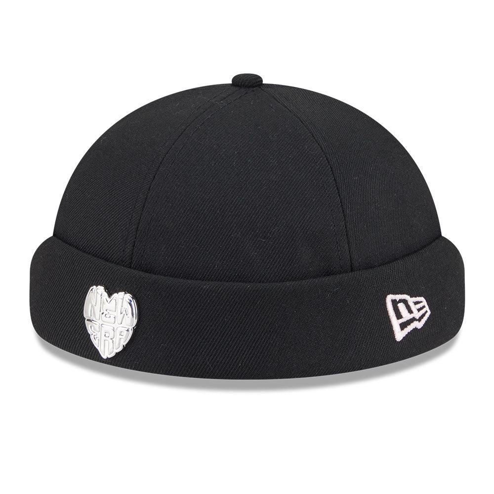 valentines pack black skully back angle