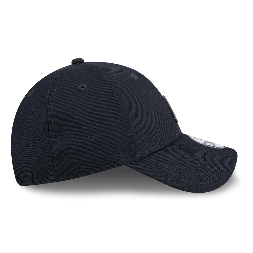 new era new york yankees metal badge ss26 navy 9forty adjustable cap opposite side or other angle view