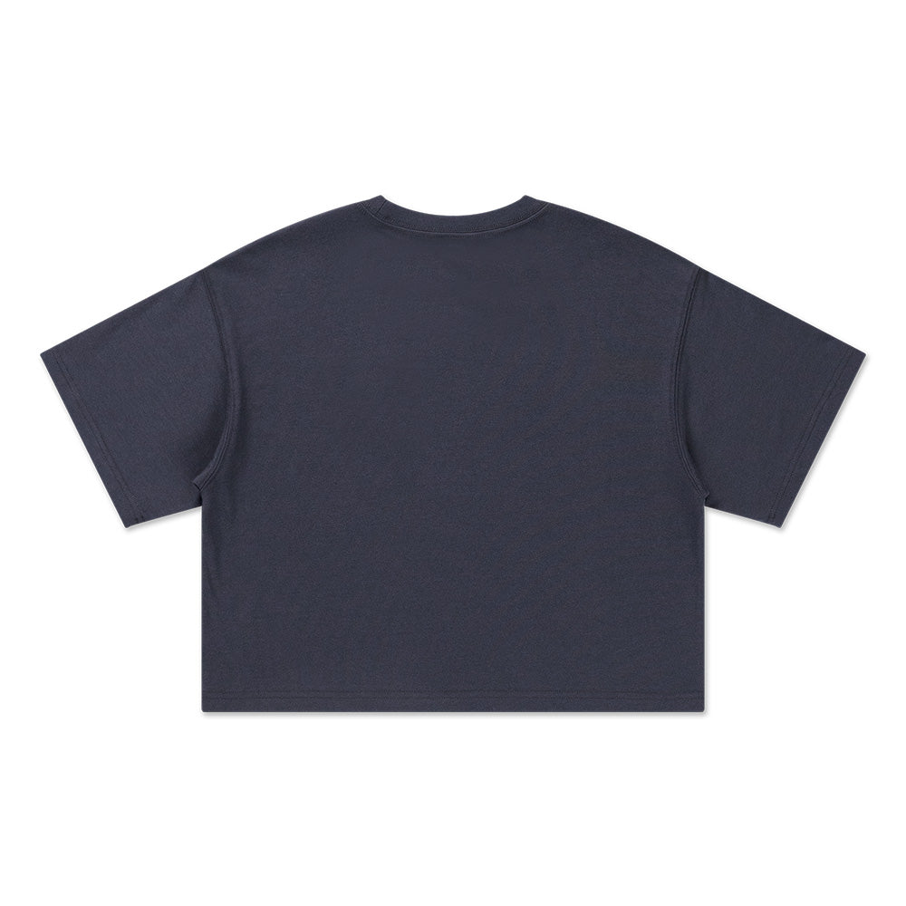 new york yankees color era ss26 graphite women boxy crop top short sleeve t shirt tag and close up
