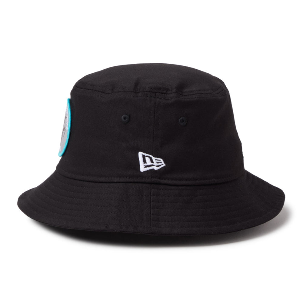 new era script oval patch black golf bucket hat side