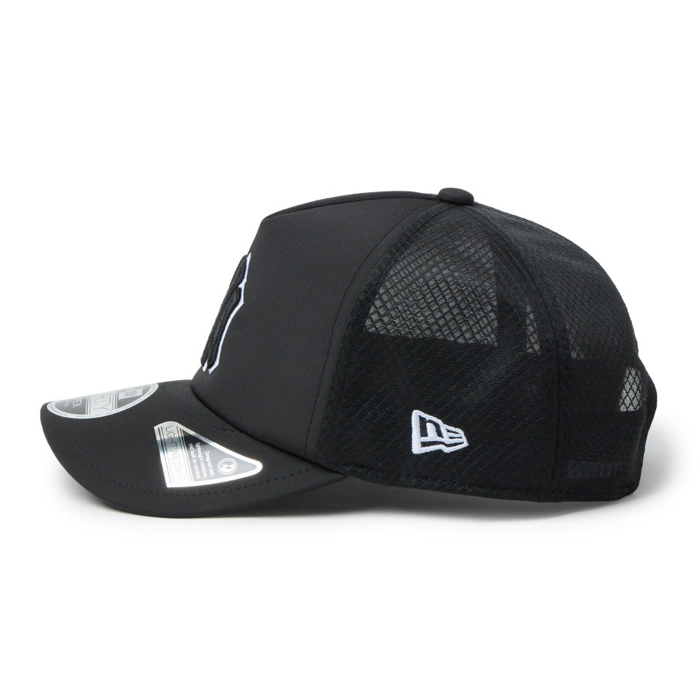 New York Yankees Golf Black 9FORTY Apex Adjustable Cap