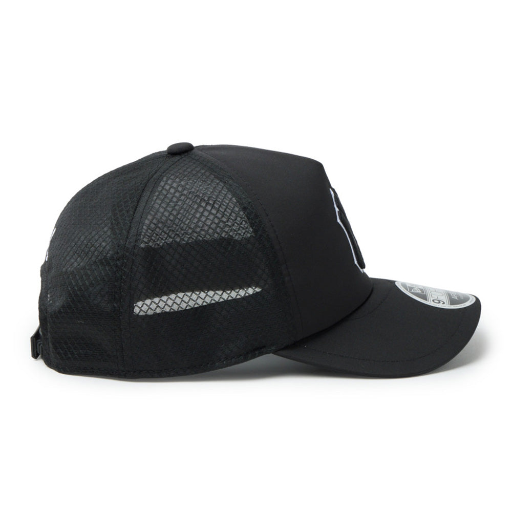 New York Yankees Golf Black 9FORTY Apex Adjustable Cap