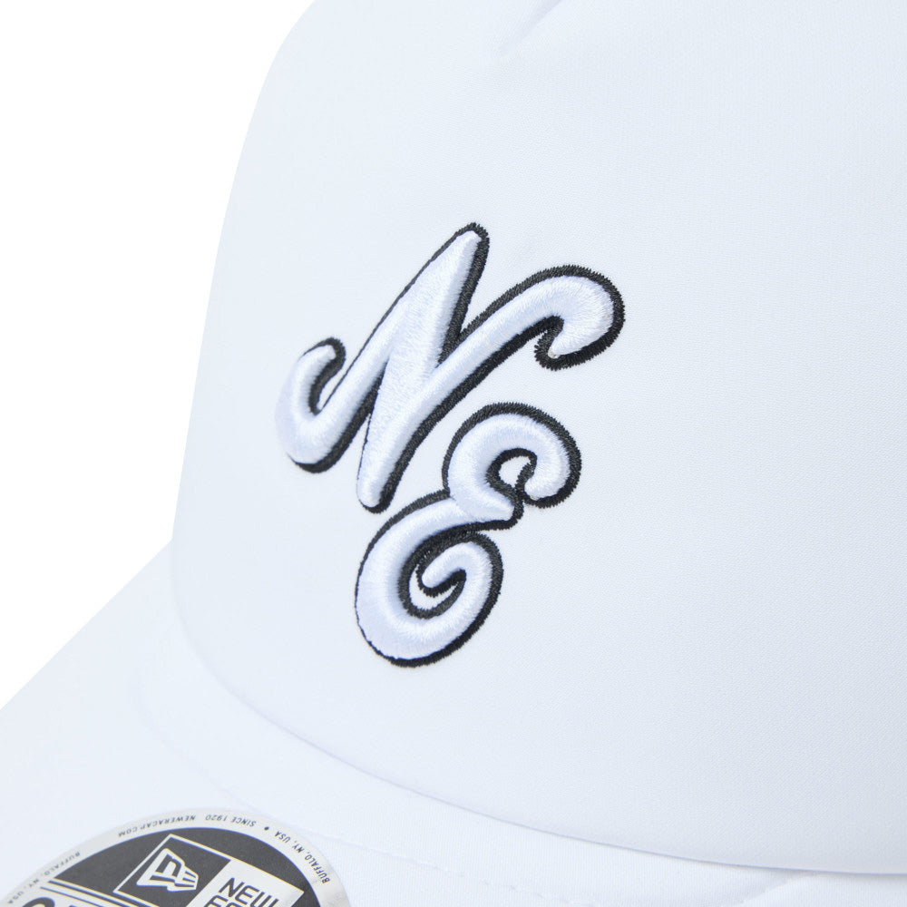 new era script golf white 9forty apex adjustable cap side