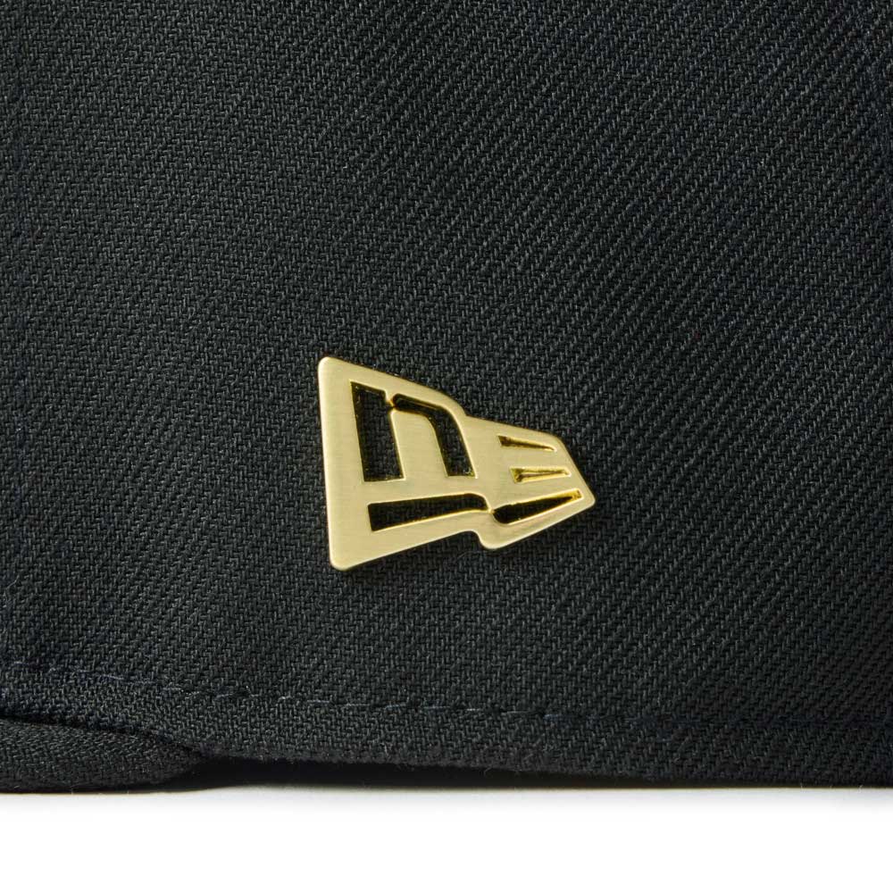 new era black wordmark metal flag black 9fifty snapback cap angle