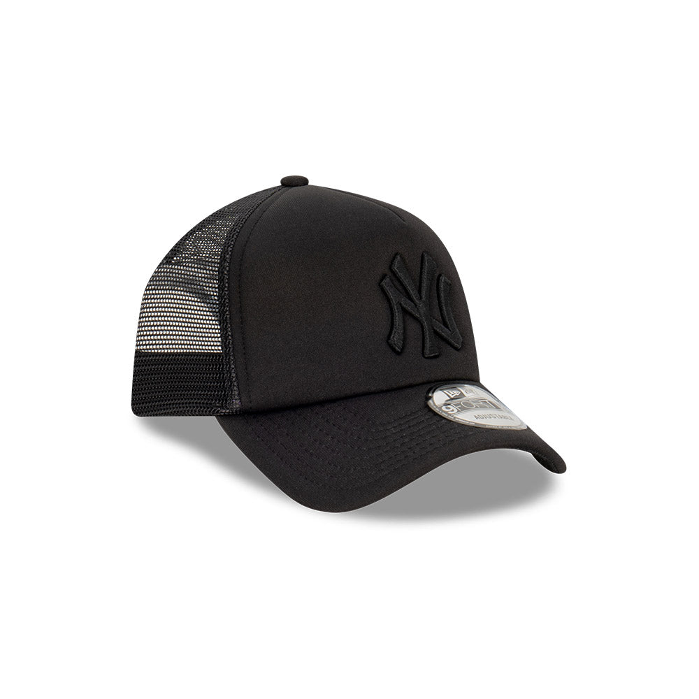 Green cap with a logo on a white background