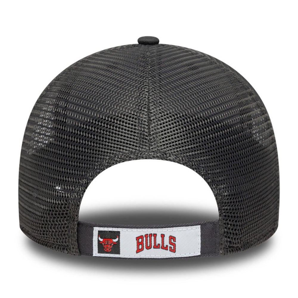 new era los angeles lakers graphite 9forty trucker snapback cap logo and print
