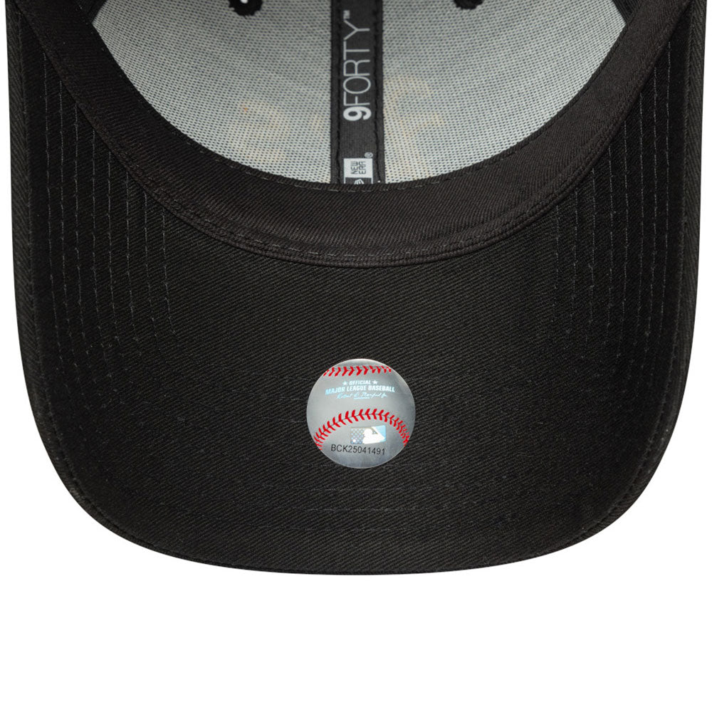 new era oakland athletics side patch black 9forty adjustable cap detail and color
