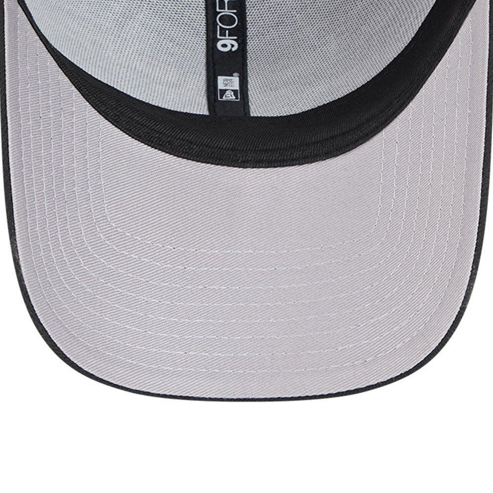 chicago bulls black metallic q325 9forty snapback cap detail and color
