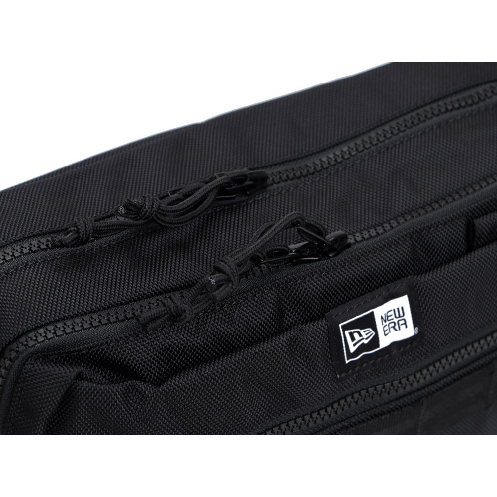 logo 7l black square waist bag side